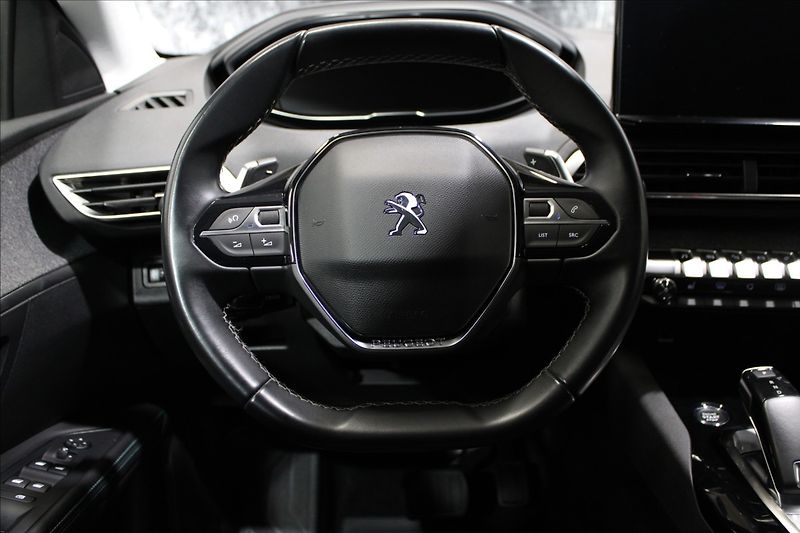 Peugeot 5008 1,5 HDi 1.majitel CZ - fotka 19 z 29