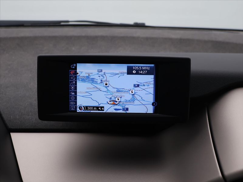 BMW i3 94Ah 75kW Kamera - fotka 21 z 32