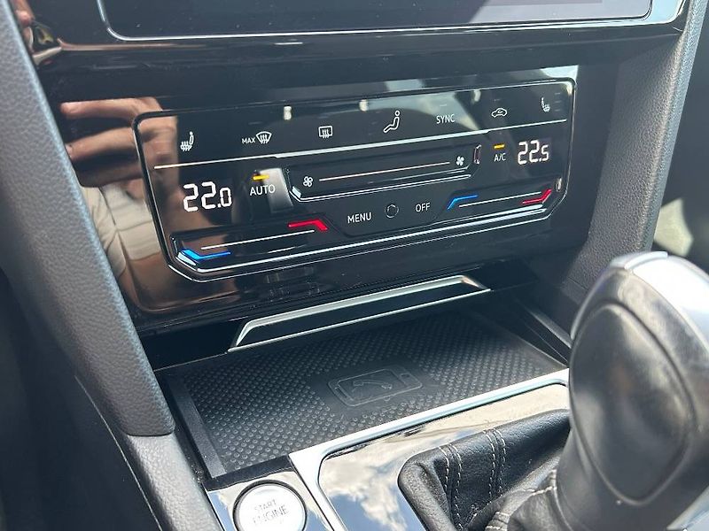 Volkswagen Arteon R-line 7DSG 2,0TSI - fotka 21 z 27