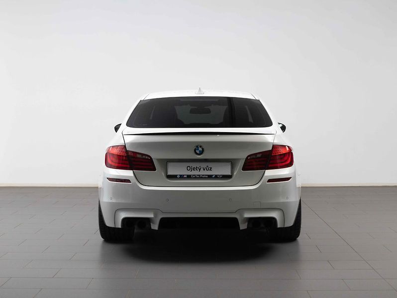 BMW M5 - fotka 4 z 22