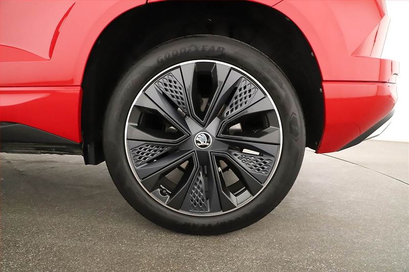 Škoda Karoq (2023) Sportline 1.5 TSI - fotka 20 z 20