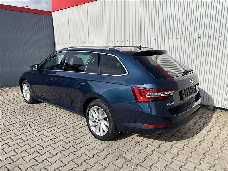 Škoda Superb III Combi 1.4 TSi Style - fotka 3 z 17
