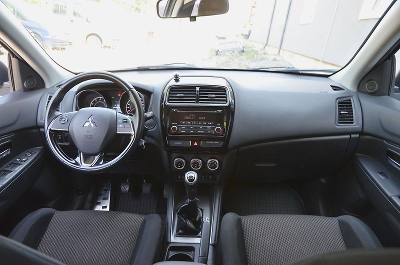 Mitsubishi ASX (2018) 1.6 MIVEC 86kW / ČR / TAŽNÉ - fotka 16 z 30