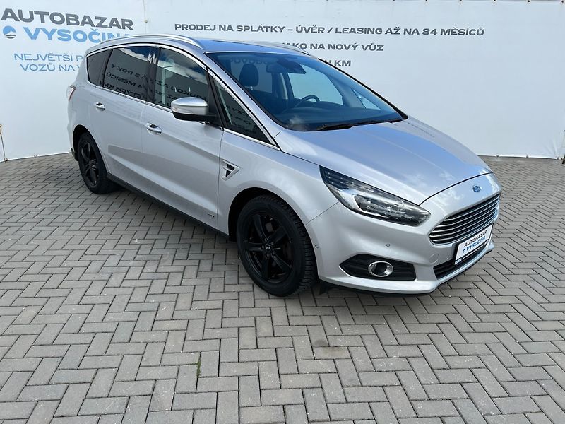 Ford S-MAX (2018) Titanium! 2.0TDCi 132kW! LED! - fotka 3 z 40
