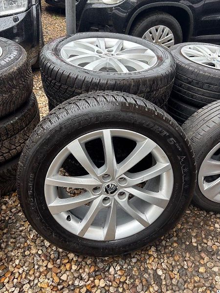 Škoda Kodiaq sada orig. alu  7Jx18H2 ET43, - fotka 2 z 4