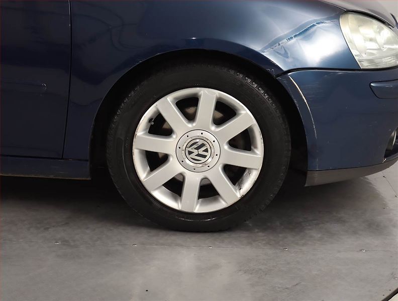 Volkswagen Golf (2005) Sport 2.0 TDI, Serv.kniha - fotka 13 z 15