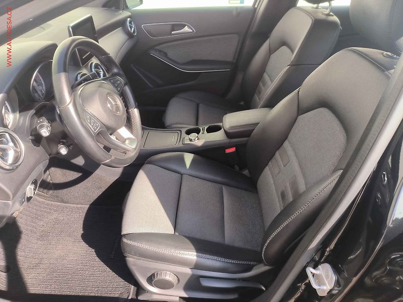 Mercedes-Benz GLA (2016) 2.2CDi 200d 4Matic, ČR - fotka 9 z 24