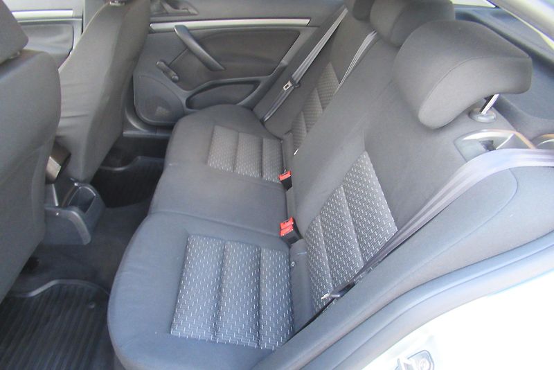Škoda Octavia 1.2 TSi KLIMA PŮVOD ČR - fotka 15 z 28