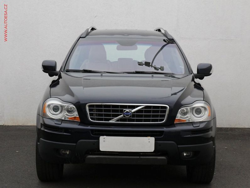Volvo XC90 (2012) 2.4 D, Summum, AT - fotka 2 z 3