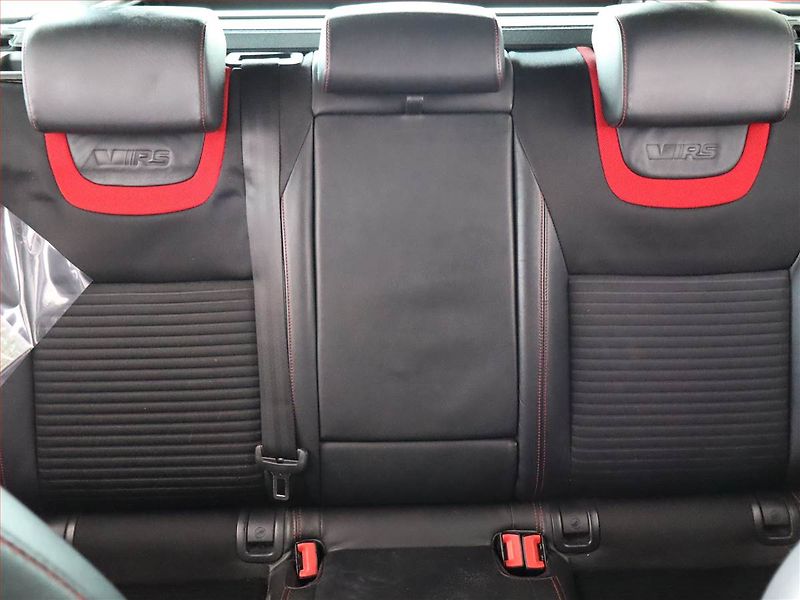 Škoda Octavia (2014) RS 2.0 TDI, Automat, Navi - fotka 10 z 25