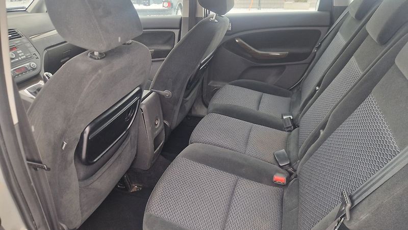 Ford C-MAX 1,8 16 V - fotka 5 z 6