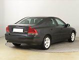 Volvo S60 (2000) 2.4, nová STK, oblíbený vůz - náhled 4