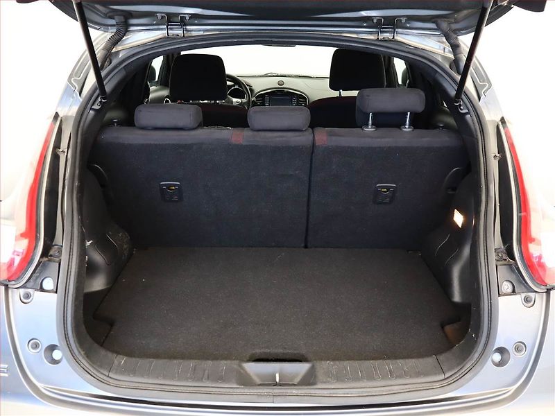 Nissan Juke (2015) 1.2 DIG-T, Navi, Tempomat - fotka 12 z 17