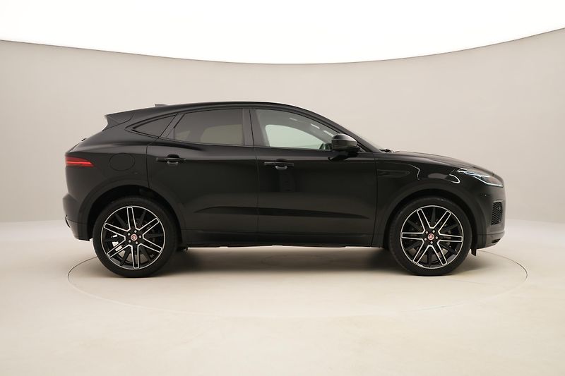 Jaguar E-Pace P250 R-DYNAMIC SE  REZERVACE - fotka 13 z 44