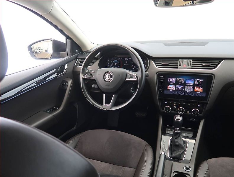 Škoda Octavia (2018) Laurin&Klement 2.0 TDI - fotka 7 z 31