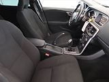 Volvo V40 (2014) 1.6 D2, Serv.kniha, Navi - náhled 9