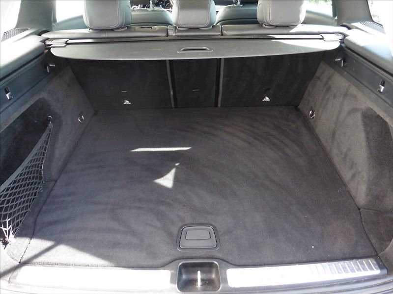 Mercedes-Benz GLC 220d 4Matic - fotka 7 z 24