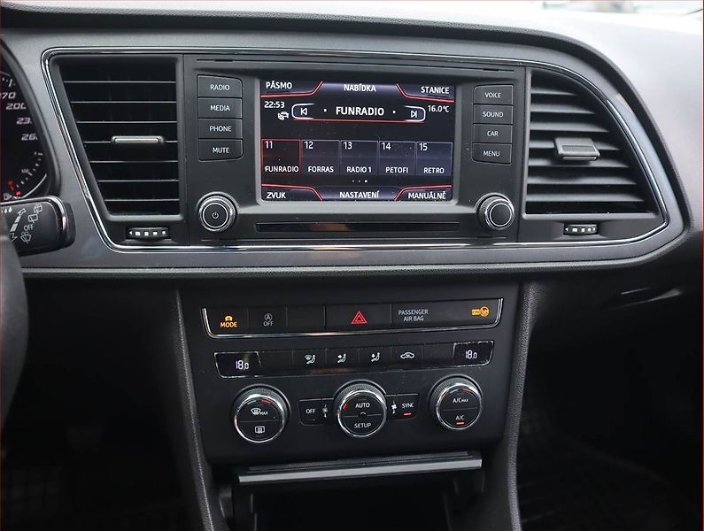 Seat Leon (2013) 1.4 TSI, Serv.kniha, Tempomat - fotka 12 z 18
