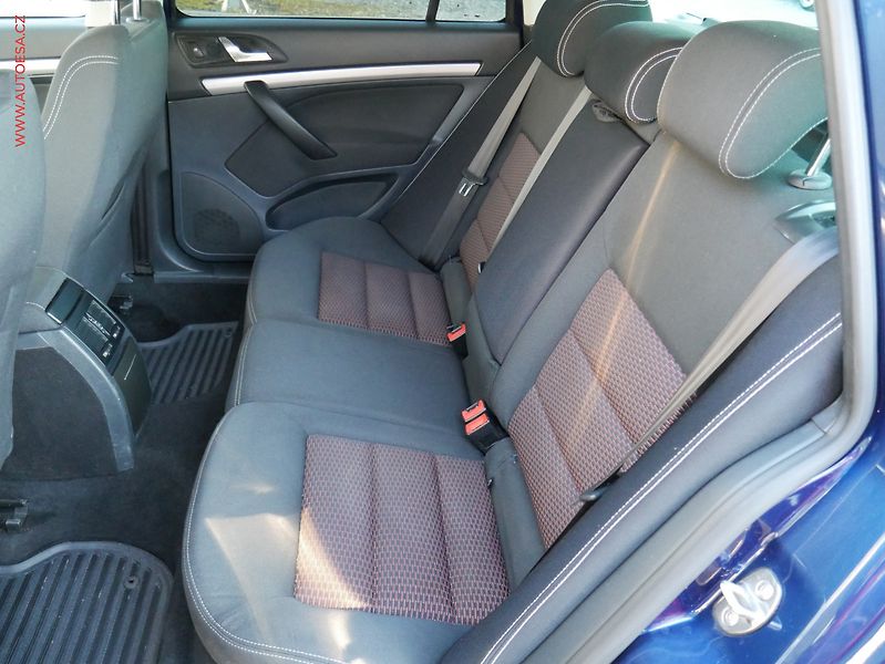 Škoda Octavia (2012) 2.0TDi 4x4, ČR, Xenon, AC - fotka 10 z 18