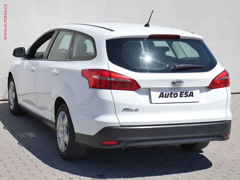 Ford Focus (2015) 1.5TDCi, 2.maj,ČR, servis - fotka 6 z 18