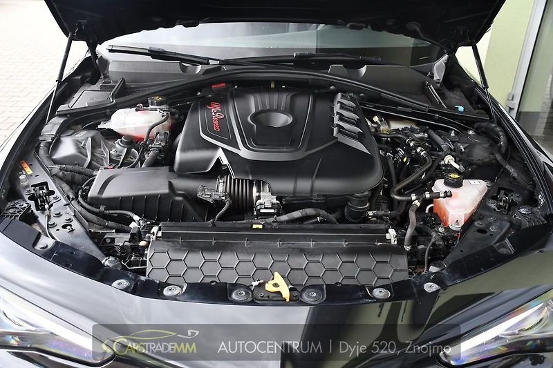 Alfa Romeo Giulia 2.2JTDm 154kw Ti - fotka 50 z 53