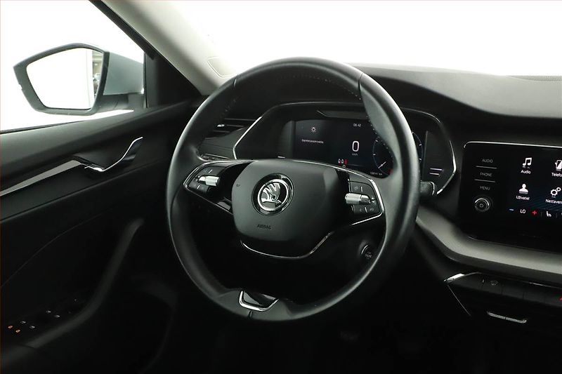Škoda Octavia (2021) Ambition 2.0 TDI, ČR,1.maj - fotka 14 z 15