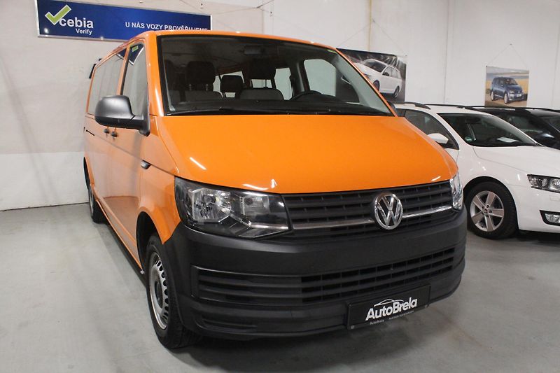 Volkswagen Transporter (2018) T6 2.0 Klima 9Míst - fotka 2 z 20
