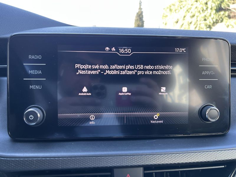 Škoda Kamiq Ambition 1.0TSi 70kw KAMERA  - fotka 23 z 42