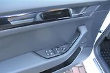 Škoda Superb 2.0 TDI DSG L&K TAŽNÉ - náhled 36