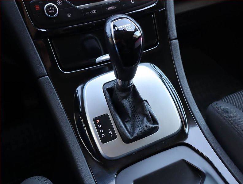 Ford S-MAX (2014) 2.0 TDCi, Automat, Serv.kniha - fotka 16 z 25