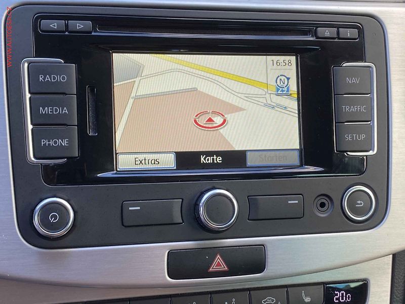 Volkswagen Passat (2014) 2.0 TDi, Highline, navi, - fotka 16 z 19