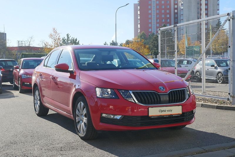 Škoda Octavia - fotka 3 z 6