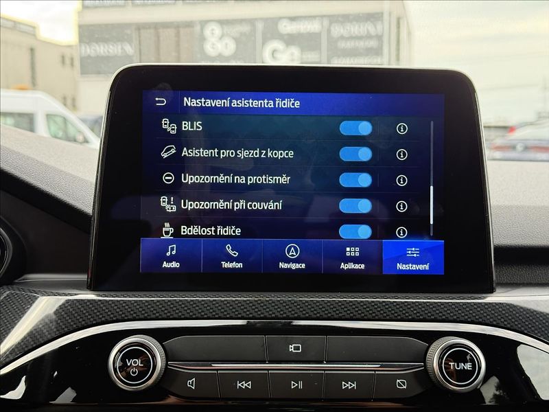 Ford Kuga 2,5 HEV ST-Line AWD AUT - fotka 24 z 30