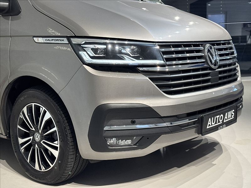 Volkswagen California 2,0 TDi  DSG Beach LED Assist - fotka 6 z 50