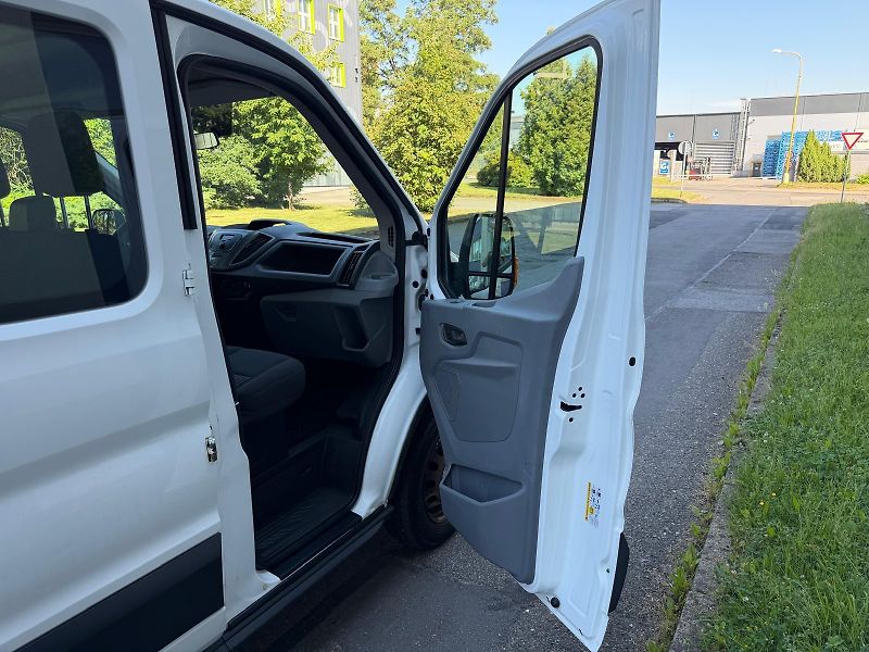 Ford Transit 2,0 TDCi / 3-sklopka / 1.maj.  - fotka 14 z 23