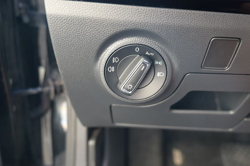 Seat Ibiza FR TSI DSG Panorama Kamera LED - fotka 25 z 35