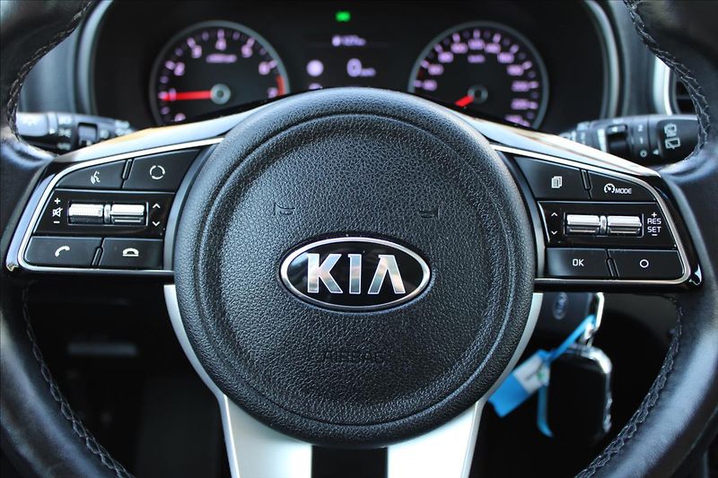 Kia Sportage 1,6 T-GDI  1MAJ,ZÁRUKA,A/T,4X4 - fotka 12 z 37