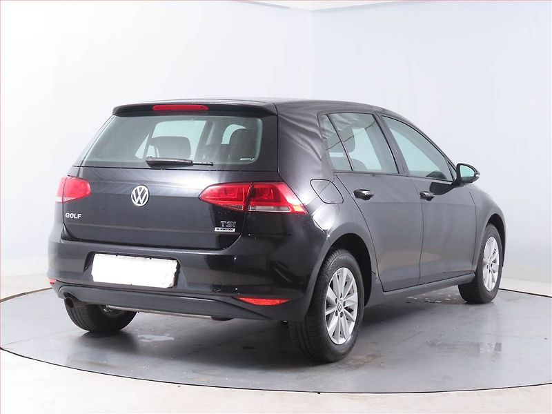 Volkswagen Golf (2014) 1.2 TSI, Serv.kniha, Tempomat - fotka 5 z 14