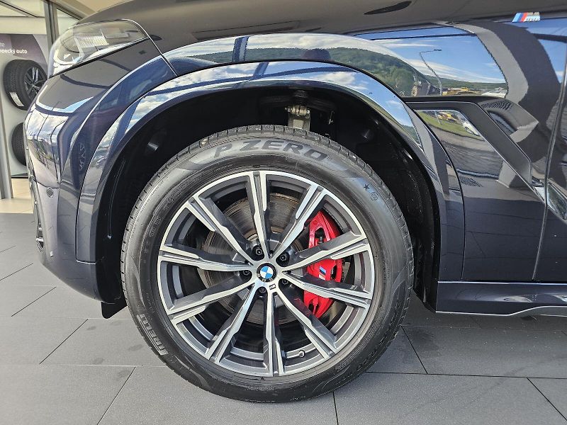 BMW X6 (2024) xDrive30d M Sport - fotka 5 z 27