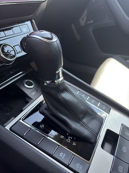 Škoda Superb (2022) - fotka 26 z 27