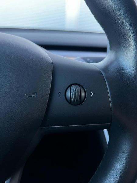 Tesla Model 3 Long Range AWD 75kWh FSD - fotka 10 z 25