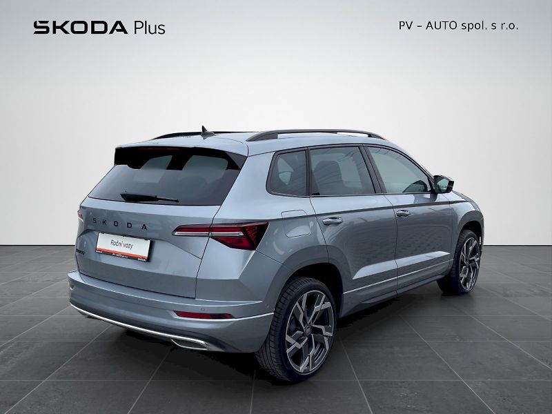 Škoda Karoq (2026) 1.5 TSI 110 kW DSG SportLine - fotka 2 z 35