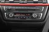 BMW Řada 3 (2013) 320 d xDrive, 4X4, Automat - náhled 13
