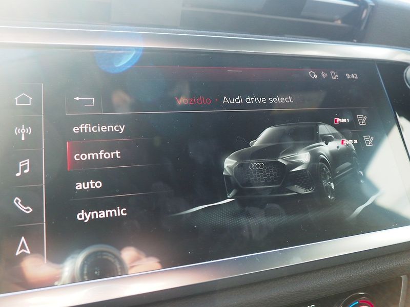 Audi RS Q3 (2020) 2.5 TFSI 294 kW, S-Tronic, CZ - fotka 30 z 38