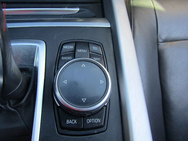 BMW X5 (2014) 3.0D xDrive30d, ČR, AT, bixen - fotka 23 z 25