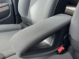 Citroën C4 Cactus (2014) 1.6 HDi, 2.maj,ČR, AT, LED - náhled 18