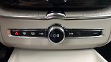 Volvo XC60 2.0 B4 AUT AWD Inscription - náhled 13