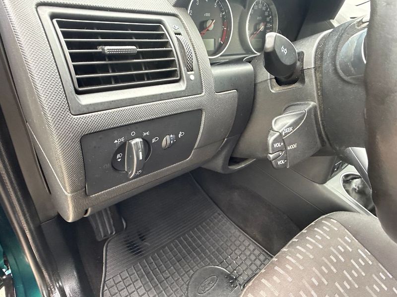 Ford Mondeo (2002) - fotka 15 z 33