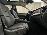 Volvo XC90 (2026) B5 AWD DARK PLUS AUT - náhled 25