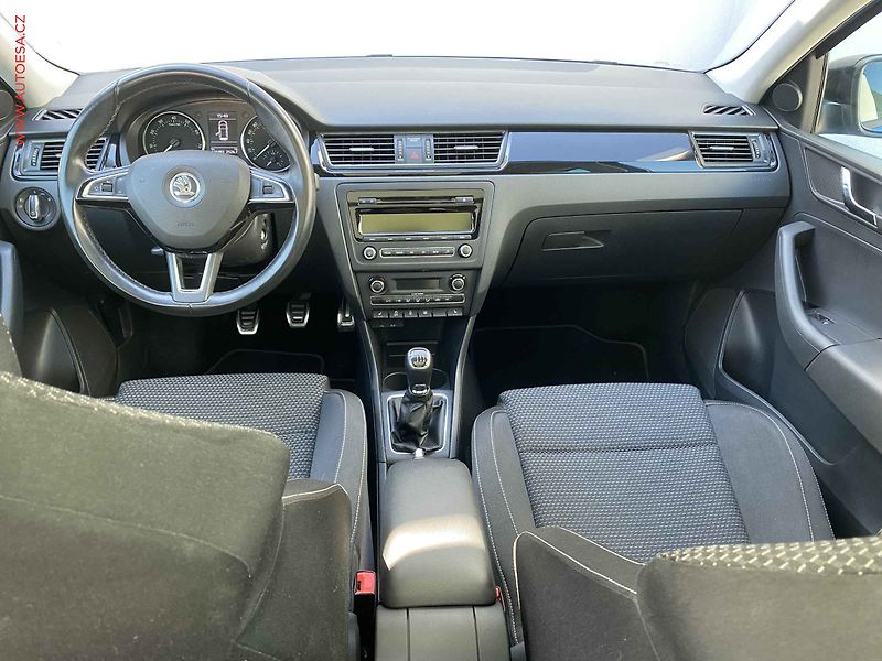 Škoda Rapid (2015) 1.2 TSi, Ambition, panor - fotka 8 z 16